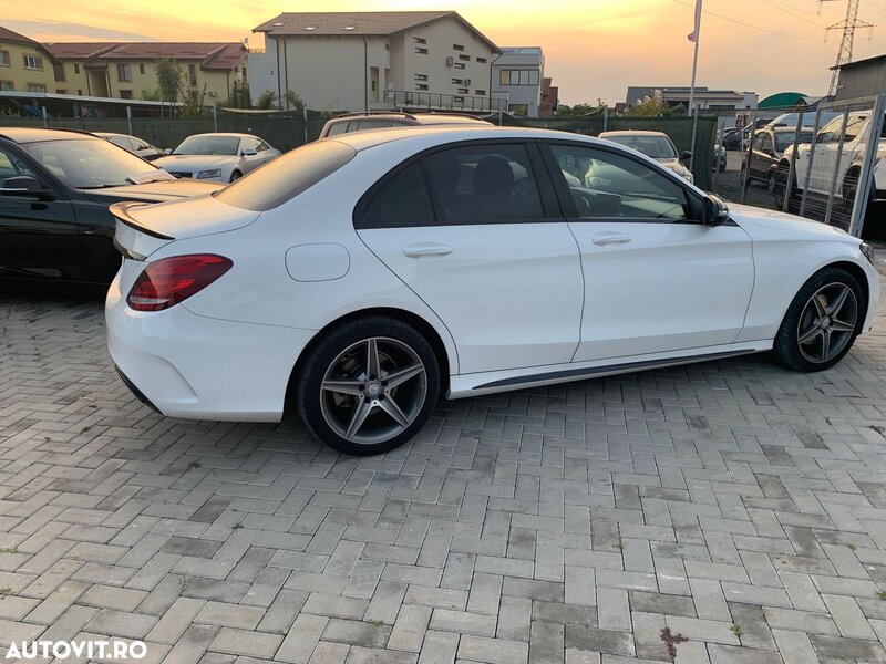 Mercedes-Benz C 220