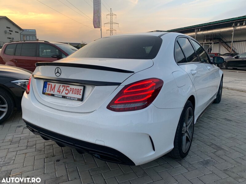 Mercedes-Benz C 220